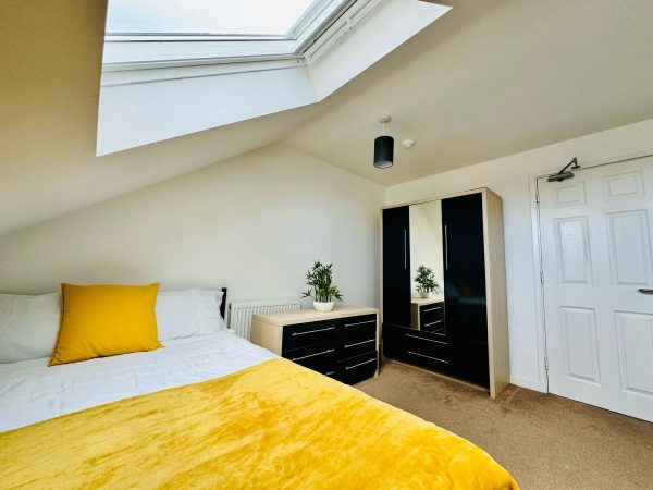 Room 5 - King Size - 2nd Floor - Image 6
