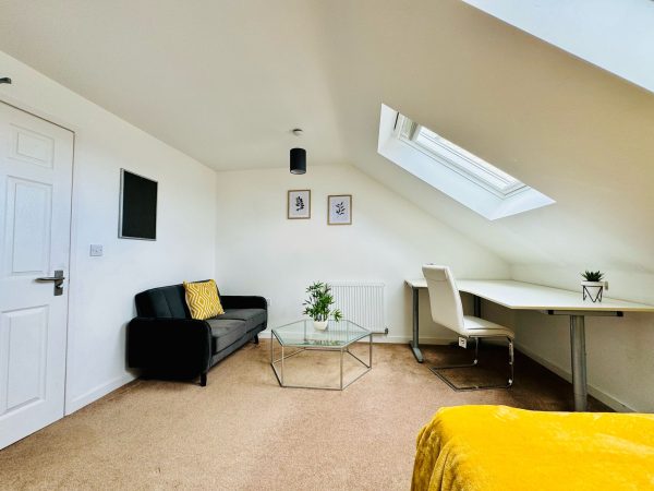 Room 5 - King Size - 2nd Floor - Image 7
